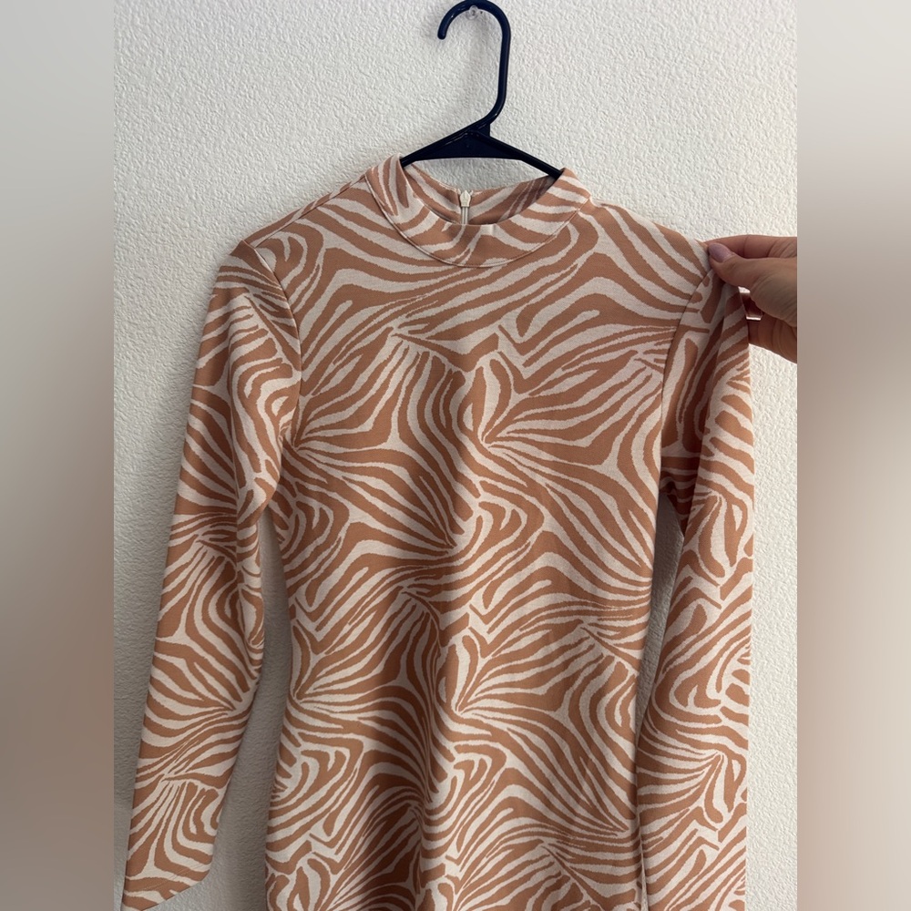 Ted Baker long sleeve midi dress - Picture 2 of 9
